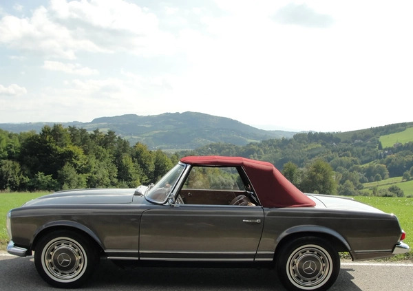 Mercedes-Benz Inny cena 399000 przebieg: 65000, rok produkcji 1963 z Lesko małe 211